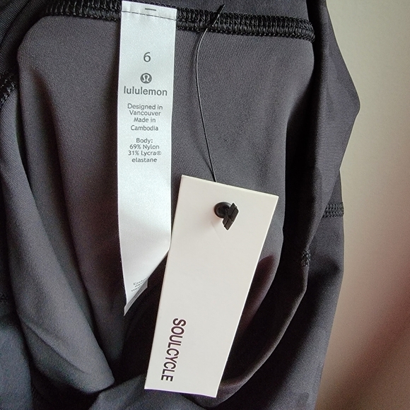 Lululemon x Soulcycle Wunder Under Incognito Camo size 6 NWT - Picture 6 of 7